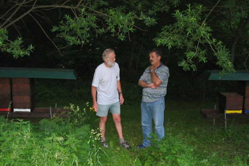 Njegov život s blagim pčelama i pčelarima